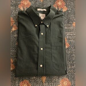 L.L. Bean Men's Wrinkle Free Traditional Fit Button Down Shirt